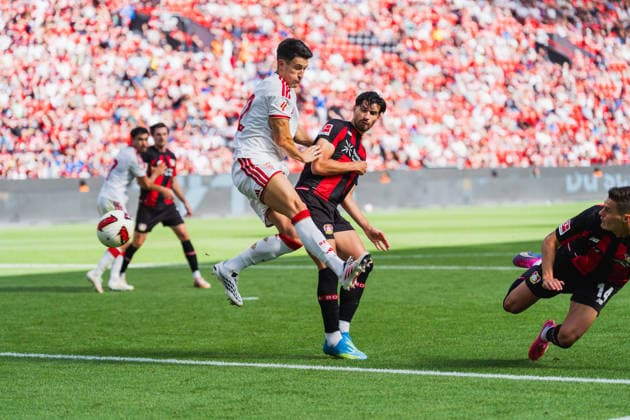 Gabriel Suazo (FC Sevilla, 12) und Martin Terrier (Bayer 04 Leverkusen, 11) schauen dem Tor durch Kopf von Patrick Schick (Bayer 04 Leverkusen, 14) zu Bayer 04 Leverkusen vs. FC Sevilla, Fussball, Saisoneroeffnungspiel, Freundschaftsspiel, Saison 2026 27, 08.08.2026, DFL REGULATIONS PROHIBIT ANY USE OF PHOTOGRAPHS AS IMAGE SEQUENCES AND OR QUASI-VIDEO, Bayer 04 Leverkusen vs. FC Sevilla, Fussball, Saisoneroeffnungsspiel, Freundschaftsspiel, Saison 2026 27, 08.08.2026 Leverkusen *** Gabriel Suazo of FC Sevilla (12) and Martin Terrier of Bayer 04 Leverkusen (11) watch as Patrick Schick of Bayer 04 Leverkusen (14) scores a header in the match between Bayer 04 Leverkusen and FC Sevilla, soccer, season opener, friendly match, 2026–27 season, August 8, 2026, DFL regulations prohibit any use of photographs as image sequences and or quasi-video, Bayer 04 Leverkusen vs. FC Sevilla, soccer, season opener, friendly match, 2026–27 season, August 8, 2026, Leverkusen Copyright: xEibner-Pressefoto LukasxBaldygax EP_LBA