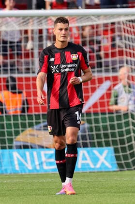 Leverkusen, Deutschland: 08.08.2026 - Saisoneröffnung Testspiel - Bayer 04 Leverkusen vs. FC Sevilla Im Bild: Torschütze Patrik Schick (Leverkusen) macht das Tor zum 2:1 für Leverkusen (DFL DFB REGULATIONS PROHIBIT ANY USE OF PHOTOGRAPHS as IMAGE SEQUENCES and or QUASI-VIDEO) *** *** Leverkusen, Germany, August 8, 2026 Season Opener Friendly Match: Bayer 04 Leverkusen vs. FC Sevilla Pictured: Goal scorer Patrik Schick Leverkusen scores the goal to make it 2–1 for Leverkusen DFL DFB REGULATIONS PROHIBIT ANY USE OF PHOTOGRAPHS AS IMAGE SEQUENCES and or QUASI-VIDEO *** Copyright: HMBxMedia MadeleinexFantini