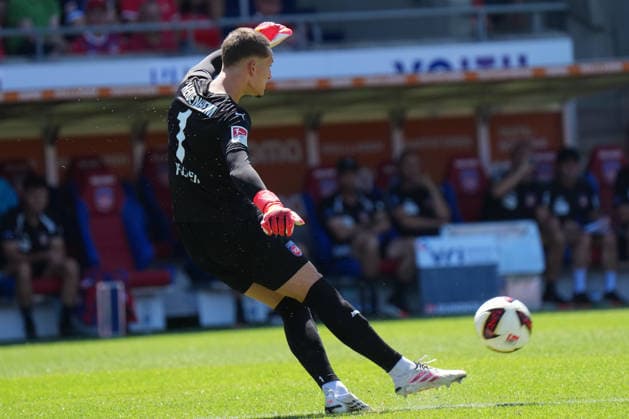 2. BL, 1. Spieltag, Saison 2026 27, FC Heidenheim - VfL Osnabrueck Frank Feller (FC Heidenheim) - FC Heidenheim - VFL Osnabrück 2. BL, 1. Spieltag, Saison 2026 27, FC Heidenheim - VfL Osnabrueck Deutschland, Heidenheim, Voith Arena, 08.08.2026 *** 2. Bundesliga, Matchday 1, 2026–27 Season, FC Heidenheim vs. VfL Osnabrück, Frank Feller, FC Heidenheim, FC Heidenheim vs. VfL Osnabrück, 2. Bundesliga, Matchday 1, 2026–27 Season, FC Heidenheim vs. VfL Osnabrück, Germany, Heidenheim, Voith Arena, August 8, 2026 SP_GHR