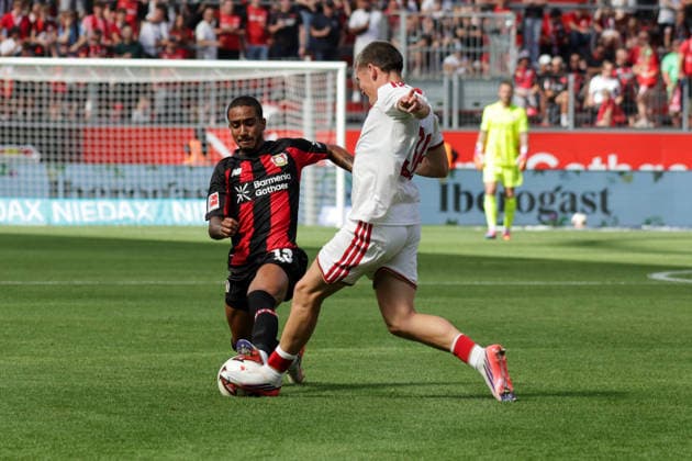 08.08.2026, xgrfx, Fussball Testspiel, Bayer Leverkusen - FC Sevilla v.l. Arthur (Bayer Leverkusen), Oso (FC Sevilla) (DFL DFB REGULATIONS PROHIBIT ANY USE OF PHOTOGRAPHS as IMAGE SEQUENCES and or QUASI-VIDEO) Leverkuseb *** August 8, 2026, xgrfx, soccer friendly match, Bayer Leverkusen vs. FC Sevilla, Arthur Bayer Leverkusen, Oso FC Sevilla. DFL and DFB regulations prohibit any use of photographs as image sequences and or quasi-video. Leverkuseb