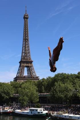 Championnat d Europe de natation PHOTOPQR LE COURRIER PICARD Haslin ; Paris ; 08 08 2026 ; 08 08 26 Championnat d Europe de natation Plongeon de haut vol femmes 20 metres dans la Seine Photo Fred Haslin LEN European Aquatics Championships, at the Seine River in Paris on August 8, 2026 Paris 75 France  Copyright: xPHOTOPQR LExCOURRIERxPICARD MAXPxHaslinx 20260808LCP5195 20260808LCP5195