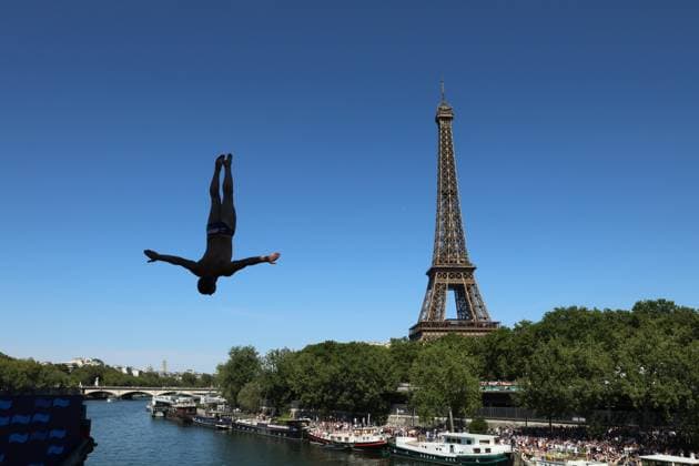 Championnat d Europe de natation PHOTOPQR LE COURRIER PICARD Haslin ; Paris ; 08 08 2026 ; 08 08 26 Championnat d Europe de natation Plongeon de haut vol hommes 20 metres dans la Seine Photo Fred Haslin LEN European Aquatics Championships, at the Seine River in Paris on August 8, 2026 Paris 75 France  Copyright: xPHOTOPQR LExCOURRIERxPICARD MAXPxHaslinx 20260808LCP5207 20260808LCP5207