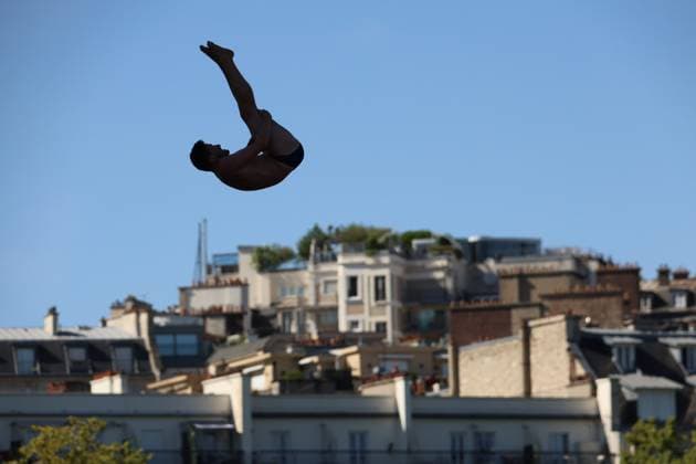 Championnat d Europe de natation PHOTOPQR LE COURRIER PICARD Haslin ; Paris ; 08 08 2026 ; 08 08 26 Championnat d Europe de natation Plongeon de haut vol hommes 20 metres dans la Seine Photo Fred Haslin LEN European Aquatics Championships, at the Seine River in Paris on August 8, 2026 Paris 75 France  Copyright: xPHOTOPQR LExCOURRIERxPICARD MAXPxHaslinx 20260808LCP5212 20260808LCP5212