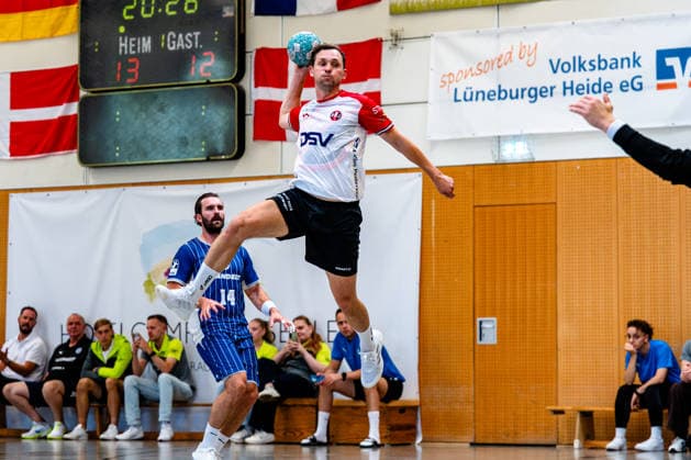 08.08.2026, xdobgx, Handball Heide-Cup 2026, VfL Gummersbach - HOJ Elite v.l. Hampus Wanne (HoJ Elite, 14) beim Wurf, in action, throwing Schneverdingen *** August 8, 2026, xdobgx, 2026 Heide Cup Handball Tournament, VfL Gummersbach HOJ Elite vs. Hampus Wanne HOJ Elite, No. 14 taking a shot, in action, shooting at Schneverdingen