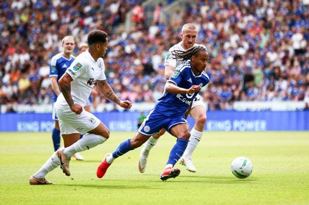 Bobby De Cordova-Reid of Leicester City on the ball Leicester City v Northampton Town, EFL Carabao Cup, First Round, Football, King Power Stadium, Leicester, UK - 08 Aug 2026Leicester King Power Stadium United Kingdom EDITORIAL USE ONLY No use with unauthorised audio, video, data, fixture lists, club league logos or live services. Online in-match use limited to 120 images, no video emulation. No use in betting, games or single club league player publications.  Copyright: xMarkxKerton Shutterstockx 17051082cb
