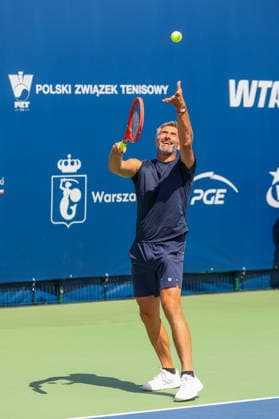 WARSZAWA 08.08.2026 TURNIEJ WTA, Tennis Damen 125 WARSAW T-MOBILE POLISH OPEN - MECZ POKAZOWY GWIAZD--- TENNIS TOURNAMENT WTA 125 WARSAW T-MOBILE POLISH OPEN - SHOW CELEBRITY GAME MACIEJ DOWBOR FOT. ANNA KLEPACZKO FOTOPYK NEWSPIX.PL --- newspix.pl 