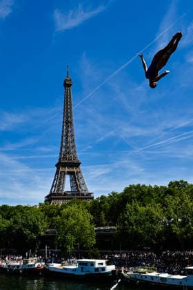 Nelli Chukanivska of Ukraine competes in the High Diving Women s 20m Final during the European Aquatics Championships at the River Seine in Paris (France), August 8, 2026. Andrea Masini Deepbluemedia Insidefoto