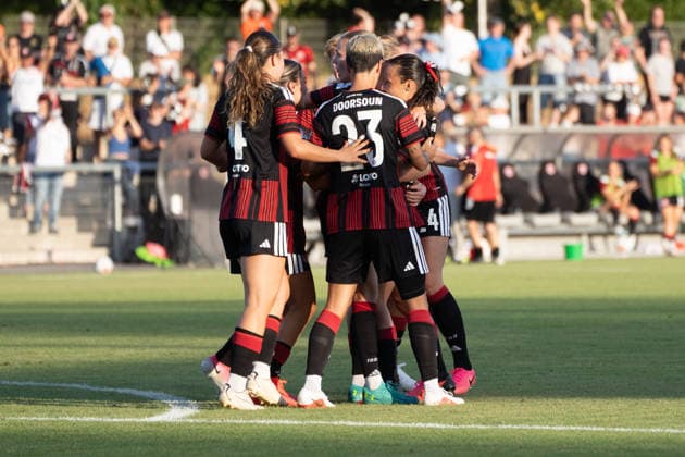 08.08.2026, xhfmx, Fussball UEFA WCLQ, Eintracht Frankfurt - Malmö FF Die Eintracht Frauen bejubeln das 1:0 von Laura Freigang (Eintracht Frankfurt, 10) gegen Malmö. Tor, Goal, Jubel, Celebration (DFL DFB REGULATIONS PROHIBIT ANY USE OF PHOTOGRAPHS as IMAGE SEQUENCES and or QUASI-VIDEO) Frankfurt *** August 8, 2026, xhfmx, Soccer UEFA WCLQ, Eintracht Frankfurt vs. Malmö FF The Eintracht women celebrate Laura Freigang s 1-0 goal for Eintracht Frankfurt against Malmö, Goal, Cheers, Celebration DFL DFB REGULATIONS PROHIBIT ANY USE OF PHOTOGRAPHS as IMAGE SEQUENCES and or QUASI-VIDEO Frankfurt