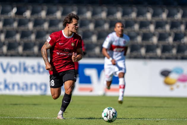 Niklas Pollex (SG Sonnenhof Großaspach, 18), SG Sonnenhof Großaspach vs. Fortuna Köln, Fussball, 3. Liga, 1. Spieltag, 08.08.2026, DFB regulations prohibit any use of photographs as image sequences and or quasi-video Aspach Baden-Wuerttemberg Deutschland *** Niklas Pollex, SG Sonnenhof Großaspach, 18, SG Sonnenhof Großaspach vs. Fortuna Cologne, soccer, 3rd Division, Matchday 1, August 8, 2026; DFB regulations prohibit any use of photographs as image sequences and or quasi-video. Aspach, Baden-Württemberg, Germany Copyright: xkolbert-press PhilipxZieglerx
