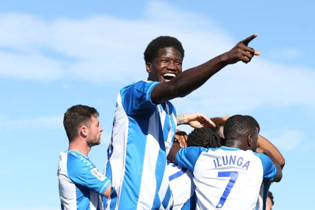 Hartlepool United vs Barrow The Enterprise National League Terry Bondo of Hartlepool United celebrates a goal during the Enterprise National League match between Hartlepool United and Barrow at Victoria Park in Hartlepool, United Kingdom. Hartlepool County Durham  Copyright: xMIxNewsx originalFilename:fletcher-hartlepo260808_npPxH.jpg