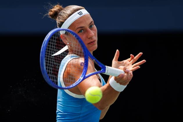 August 8, 2026, Toronto, On, Canada: Marta Kostyuk of Ukraine returns the ball from Iga Swiatek of Poland during round of 16 National Bank Open Tennis action in Toronto, on Saturday, Aug. 8, 2026. Canada News - August 8, 2026  - ZUMAc35_ 20260808_zaf_c35_007 Copyright: xKeitoxNewmanx