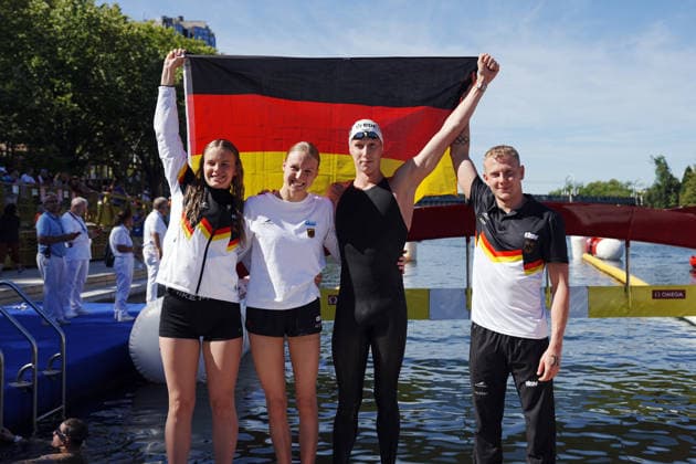 Open Water, 4 x 1500m Mixed Team, team Germany gold medal at the European Aquatics Championships Paris 2026, Paris, August 08, 2026 .  Copyright: xGianxMattiaxD Alberto LaPressex