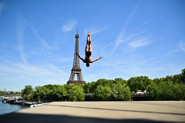 European Aquatics Championships 2026 - Women s 20m Platform High Diving Iris Corinna Schmidbauer from Germany during the Women’s 20m platform high diving at the European Aquatics Championships 2026 on the Seine River in Paris on August 8, 2026. Photo by Tomas Stevens ABACAPRESS.COM Paris France  Copyright: xStevensxTomas ABACAx