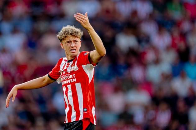 EINDHOVEN - PSV Eindhoven midfielder Sven Mijnans during the Vriendenloterij Eredivisie match between PSV and Fortuna Sittard at Philips Stadion on August 8, 2026 in Eindhoven, the Netherlands. (Photo by DeFodi Images) - *** EINDHOVEN: PSV Eindhoven midfielder Sven Mijnans during the Vriendenloterij Eredivisie match between PSV and Fortuna Sittard at Philips Stadion on August 8, 2026, in Eindhoven, the Netherlands. Photo by DeFodi Images