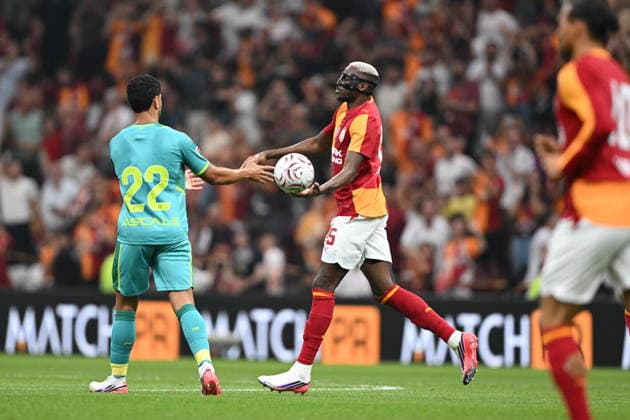 Galatasaray v Villarreal - Friendlies ISTANBUL, TURKIYE - AUGUST 8: Victor Osimhen of Galatasaray during friendly match between Galatasaray and Villarreal at RAMS Park in Istanbul, Turkiye on August 8, 2026. Saffet Azak Anadolu Istanbul Turkey. Editorial use only. Please get in touch for any other usage.  Copyright: x2026xAnadoluxSaffetxAzakx