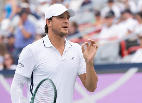 August 8, 2026, Montreal, Pq, Canada: Luciano Darderi of Italy gestures to his coach during his match against Nuno Borges of Portugal during round of 16 National Bank Open tennis action in Montreal on Saturday, Aug. 8, 2026. Canada News - August 8, 2026  - ZUMAc35_ 20260808_zaf_c35_023 Copyright: xChristinnexMuschix