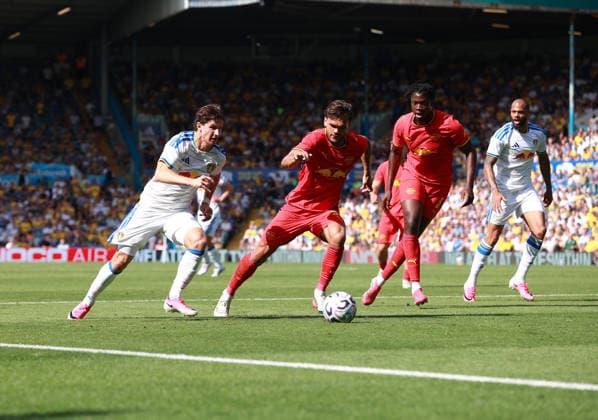 Leeds United v Leipzig, Pre-Season Friendly leeds mount an attack during the Pre-Season Friendly match between Leeds United and Leipzig at Elland Road, Leeds, UK on 8 August 2026. Leeds Elland Road West Yorkshire UK Editorial use only , Copyright: xStevexMowerx PSI-24676-0108