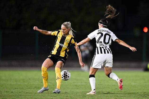 260808 Alice Carlsson of Hammarby during the Women s Champions League qualifying match between Juventus and Hammarby on August 8, 2026 in Turin. Photo: Daniele Buffa BILDBYRAN COP 18 XY0123 fotboll football soccer fotball uefa womens champions league juventus hammarby dam bbeng *** August 8, 2008: Alice Carlsson of Hammarby during the Women’s Champions League qualifying match between Juventus and Hammarby on August 8, 2026 in Turin. Photo by Daniele Buffa, BILDBYRAN COP 18 XY0123 soccer football fotball UEFA Women’s Champions League Juventus Hammarby women’s team BBENG  Copyright: DANIELExBUFFA BB260808BB471