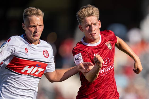 Zweikampf zwischen Kevin Brechmann (Fortuna Köln, 27) und Lukas Stoppel (SG Sonnenhof Großaspach, 10), SG Sonnenhof Großaspach vs. Fortuna Köln, Fussball, 3. Liga, 1. Spieltag, 08.08.2026, DFB regulations prohibit any use of photographs as image sequences and or quasi-video Aspach Baden-Wuerttemberg Deutschland *** A tackle between Kevin Brechmann of Fortuna Köln, 27, and Lukas Stoppel of SG Sonnenhof Großaspach, 10, SG Sonnenhof Großaspach vs. Fortuna Köln, soccer, 3rd Division, Matchday 1, August 8, 2026, DFB regulations prohibit any use of photographs as image sequences and or quasi-video. Aspach, Baden-Württemberg, Germany Copyright: xkolbert-press PhilipxZieglerx