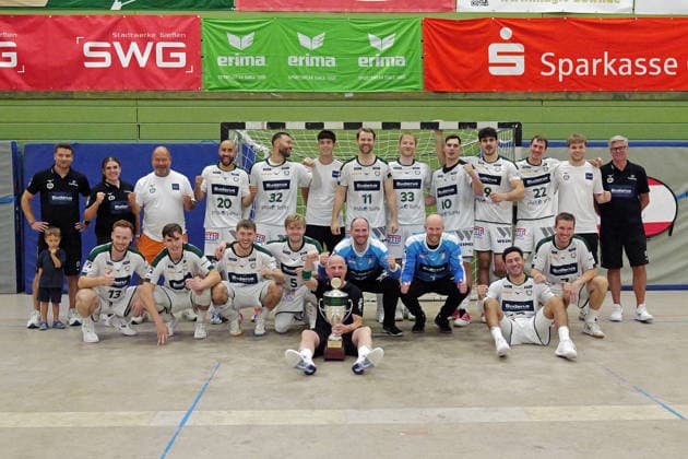 08.08.2026, xovx, Handball Lindencup, HSG Wetzlar - HSC 2000 Coburg Die HSG Wetzlar als Sieger des Lindencups 2026 Linden Stadthalle Hessen Deutschland (DE) *** August 8, 2026, xovx, Lindencup Handball Tournament, HSG Wetzlar vs. HSC 2000 Coburg; HSG Wetzlar wins the 2026 Lindencup; Linden City Hall, Hesse, Germany, DE