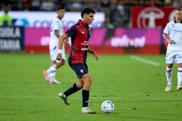 Cagliari s Adam Obert in action during the Serie A soccer match between Cagliari Calcio and Nice at the Unipol Domus in Cagliari, Sardinia - Saturday 8th august 2026. - Soccer  Copyright: x Â®xGianlucaxZuddas LaPressex