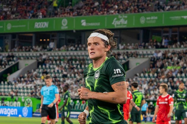 Deutschland: Fussball 2. Bundesliga, 1. Spieltag 2026 2027, VfL Wolfsburg - 1. FC Kaiserslautern am 08.08.2026 in Wolfsburg (Volkswagen-Arena): Fabian Reese (VfL Wolfsburg, 11) Gesichtsausdruck, Mimik Wolfsburg Volkswagen Arena Deutschland *** German Soccer 2. Bundesliga, Matchday 1, 2026–2027, VfL Wolfsburg vs. 1. FC Kaiserslautern on August 8, 2026, at the Volkswagen Arena in Wolfsburg; Fabian Reese of VfL Wolfsburg, 11; facial expression, facial gestures; Volkswagen Arena, Wolfsburg, Germany Copyright: xSvenxHeidmannx