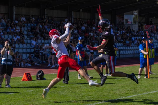 Maximilian McLeod Düsseldorf Panther vs Potsdam Royals Maximilian McLeod Wide Receiver 3 Düsseldorf Panther vs Potsdam Royals im Panther Stadion in Düsseldorf (Deutschland, Nordrhein Westfalen). American Football, 09. Spieltag der Effect Energy GFL Saison 2026. Endstand: 00:49 *** Maximilian McLeod Düsseldorf Panthers vs. Potsdam Royals Maximilian McLeod, wide receiver, No. 3 Düsseldorf Panthers vs. Potsdam Royals at Panther Stadium in Düsseldorf, Germany, North Rhine-Westphalia American football, Week 9 of the 2026 Effect Energy GFL season. Final score: 0–49