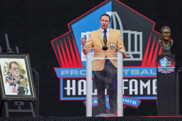 August 8, 2026: Drew Brees gives his Hall of Fame speech during the NFL, American Football Herren, USA Hall of Fame Enshrinement Ceremony at the Tom Benson Hall of Fame Stadium in Canton, OH. CSM NFL 2026: NFL Hall Of Fame Enshrinement Ceremony AUG 08  - ZUMAc04_ 20260808_zma_c04_278 Copyright: xJonathanxMailhesx