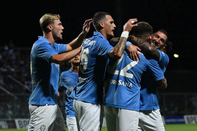 SOCCER - Friendly Match - Napoli vs. Celta Vigo Photo by IPA ABACAPRESS.COM87330987 - A preseason friendly match between S.S.C. Napoli and Real Club Celta de Vigo, at the Teofilo Patini Stadium on August 8, 2026, in Castel di Sangro, Italy. Castel di Sangro Italy  Copyright: xIPAxSport ABACAx