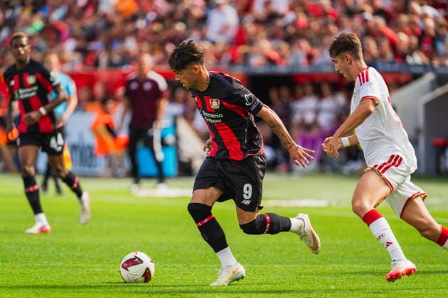 Afonso Moreira (Bayer 04 Leverkusen, 09) verfolgt vom Torschuetzen Miguel Sierra (FC Sevilla, 30) Bayer 04 Leverkusen vs. FC Sevilla, Fussball, Saisoneroeffnungspiel, Freundschaftsspiel, Saison 2026 27, 08.08.2026, DFL REGULATIONS PROHIBIT ANY USE OF PHOTOGRAPHS AS IMAGE SEQUENCES AND OR QUASI-VIDEO, Bayer 04 Leverkusen vs. FC Sevilla, Fussball, Saisoneroeffnungsspiel, Freundschaftsspiel, Saison 2026 27, 08.08.2026 Leverkusen *** Afonso Moreira, Bayer 04 Leverkusen, 09, with goal scorer Miguel Sierra of FC Sevilla in the background, 30, Bayer 04 Leverkusen vs. FC Sevilla, soccer, season opener, friendly match, 2026–27 season, August 8, 2026, DFL regulations prohibit any use of photographs as image sequences and or quasi-video, Bayer 04 Leverkusen vs. FC Sevilla, soccer, season opener, friendly match, 2026–27 season, August 8, 2026, Leverkusen Copyright: xEibner-Pressefoto LukasxBaldygax EP_LBA