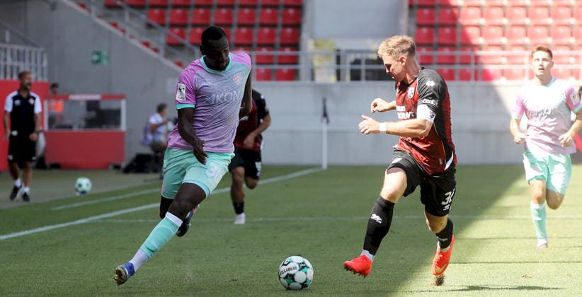 07.08.2026, 3. Liga, FC Ingolstadt 04 - FC Wuerzburger Kickers v.li.: Tarsis Bonga (FC Wuerzburger Kickers), Simon Lorenz (FC Ingolstadt 04) Ingolstadt Audi-Sportpark Bayern Deutschland *** August 7, 2026, 3rd Division, FC Ingolstadt 04 vs. FC Würzburger Kickers; from left: Tarsis Bonga (FC Würzburger Kickers), Simon Lorenz (FC Ingolstadt 04); Ingolstadt, Audi Sportpark, Bavaria, Germany