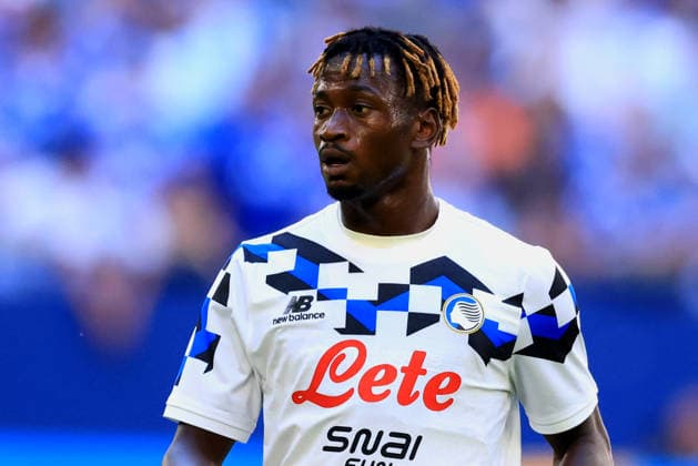 GELSENKIRCHEN, GERMANY - AUGUST 8: Ibrahim Kakari Sulemana of Atalanta BC looks on during the pre-season friendly match between FC Schalke 04 and Atalanta BC at the Veltins-Arena on August 8, 2026 in Gelsenkirchen, Germany.  Copyright: xRenexNijhuisx