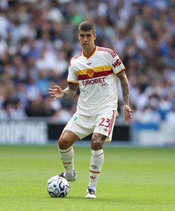 Pre Season Friendly - Brighton & Hove Albion v AS Roma BRIGHTON, ENGLAND, AUGUST 8: Gianluca Mancini of AS Roma on the ball during the Pre Season Friendly match between Brighton & Hove Albion v AS Roma at AMEX Community Stadium, Brighton on 8 August. (Photo by Daniel Weir) Brighton AMEX Community Stadium United Kingdom Copyright: xDanielxWeir SportsxPressxPhotox Sportspressphoto_SPR202611