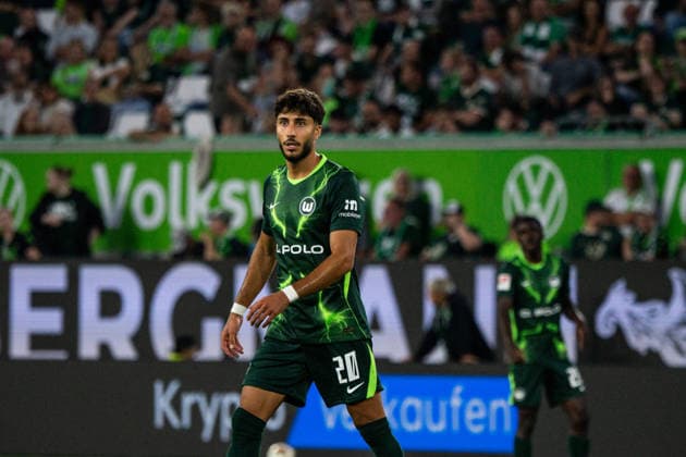 Muhammed Damar (VFL Wolfsburg, 20) 08.08.2026, VFL Wolfsburg vs 1. FC Kaiserslautern, Fussball, 2. Bundesliga, Volkswagen Arena, Wolfsburg DFL regulations prohibit any use of photographs as image sequences and or quasi-video. *** Muhammed Damar, VFL Wolfsburg, August 8, 2026, VFL Wolfsburg vs. 1. FC Kaiserslautern, soccer, 2. Bundesliga, Volkswagen Arena, Wolfsburg. DFL regulations prohibit any use of photographs as image sequences and or quasi-video. Copyright: HMBxMedia xFinnxWeidmann