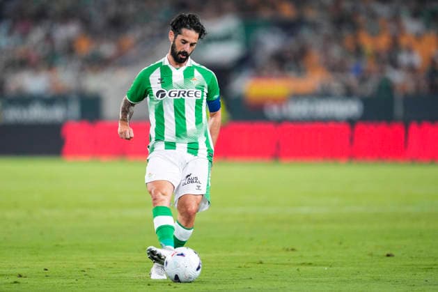 August 8, 2026, Sevilla, Sevilla, Spain: Francisco Isco Alarcon of Real Betis in action during the friendly match football match played between Real Betis and AFC Bournemouth at La Cartuja stadium on August 8, 2026, in Sevilla, Spain. Sevilla Spain - ZUMAa181 20260808_zaa_a181_073 Copyright: xJoaquinxCorcherox