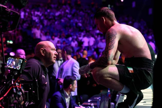 Zuffa Boxing 10, 3Arena, Dublin 8 8 2026 UFC CEO and President Dana White speaks to Callum Walsh after the fight Dana White speaks to Callum Walsh after the fight 8 8 2026  Copyright: xx NE1L1326