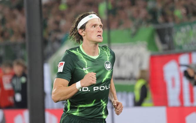 Fabian Reese (VfL Wolfsburg) Fussball, Herren, Saison 2026 2027, 2.Liga, Volkswagenarena, VfL Wolfsburg gegen 1.FC Kaiserslautern 0-0 DFL REGULATIONS PROHIBIT ANY USE OF PHOTOGRAPHS AS IMAGE SEQUENCES AND OR QUASI-VIDEO. *** Fabian Reese, VfL Wolfsburg Soccer, Men s Team, 2026–2027 Season, 2nd Division, Volkswagen Arena, VfL Wolfsburg vs. 1. FC Kaiserslautern 0–0. DFL regulations prohibit any use of photographs as image sequences and or quasi-video.