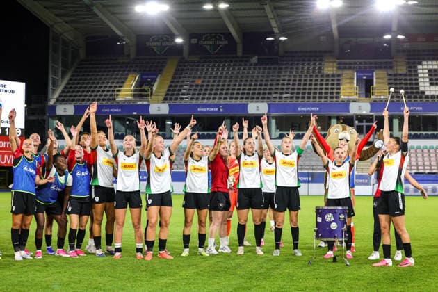 260808 UWCL OH Leuven vs Fenerbahce OH Leuven players celebrating their win after a female soccer game between OH Leuven (BEL) and Fenerbahce (TUR) Final of second qualifying round of UEFA Champions League Mini Tournament 5, on Saturday 8 August 2026 in LEUVEN , BELGIUM . PHOTO SPORTPIX Sevil Oktem LEUVEN DEN DREEF BELGIUM  Copyright: xSportpix.bex xSevilxOktemxSevilxOktemx