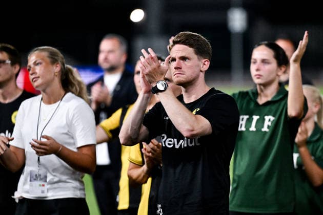 260808 Head coach William Strömberg of Hammarby looks dejected after the Women s Champions League qualifying match between Juventus and Hammarby on August 8, 2026 in Turin. Photo: Daniele Buffa BILDBYRAN COP 18 XY0123 fotboll football soccer fotball uefa womens champions league juventus hammarby dam bbeng depp *** August 8, 2008: Hammarby head coach William Strömberg looks dejected after the Women’s Champions League qualifying match between Juventus and Hammarby on August 8, 2026 in Turin. Photo by Daniele Buffa, BILDBYRAN COP 18 XY0123 soccer football UEFA Women’s Champions League Juventus Hammarby women’s team BBENG depp  Copyright: DANIELExBUFFA BB260808BB700