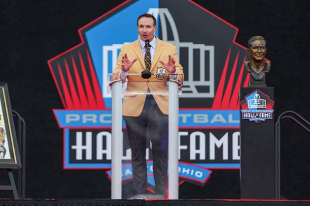 NFL, American Football Herren, USA 2026: NFL Hall Of Fame Enshrinement Ceremony AUG 08 August 8, 2026: Drew Brees gives his Hall of Fame speech during the NFL Hall of Fame Enshrinement Ceremony at the Tom Benson Hall of Fame Stadium in Canton, OH. Jonathan Mailhes CSM (Credit Image: Â Jonathan Mailhes Cal Media) Canton Oh USA EDITORIAL USE ONLY Copyright: xx ZUMA-20260808_zma_c04_270.jpg JonathanxMailhesx csmphotothree509769