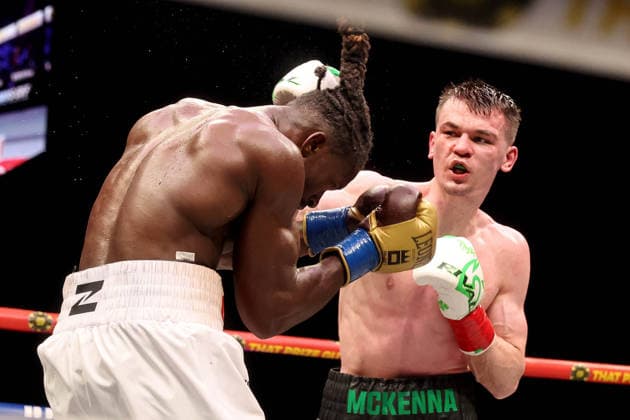 Zuffa Boxing 10, 3Arena, Dublin 8 8 2026 Aaron McKenna and Etinosa Oliha Aaron McKenna and Etinosa Oliha 8 8 2026  Copyright: xx AC014607