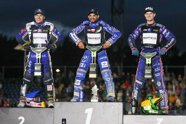 Ryga 08.08.2026. Zuzel FIM indywidualne mistrzostwa swiata na zuzlu sezon 2026 --- FIM Speedway Grand Prix season 2026 nz Bartosz Zmarzlik, Robert Lambert, Brady Kurtz Fot. Kacper Staniec NEWSPIX.PL --- newspix.pl 