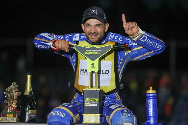 Ryga 08.08.2026. Zuzel FIM indywidualne mistrzostwa swiata na zuzlu sezon 2026 --- FIM Speedway Grand Prix season 2026 nz Bartosz Zmarzlik Fot. Kacper Staniec NEWSPIX.PL --- newspix.pl 
