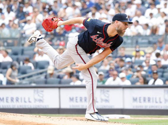 Atlanta Braves starting pitcher C. Sale throws a pitch in the 2nd inning against the New York Yankees at Yankee Stadium on Saturday, August 8, 2026 in New York City.  NYP20260808105 JOHNxANGELILLO