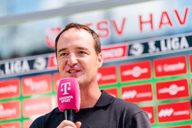 Nico Willig (VfB Stuttgart II, Cheftrainer) im Interview bei Magenta GER, TSV Havelse 1912 vs. VfB Stuttgart II, Fussball, 3. Liga, 1. Spieltag, Spielzeit 2026 2027, 08.08.2026 DFL Regulations prohibit any use of photographers as image sequences and or quasi-video. GER, TSV Havelse 1912 vs. VfB Stuttgart II, Fussball, 3. Liga, 1. Spieltag, Spielzeit 2026 2027, 08.08.2026 Hannover *** Nico Willig, VfB Stuttgart II Head Coach, in an interview with Magenta Sport GER; TSV Havelse 1912 vs. VfB Stuttgart II, Soccer, 3rd Division, Matchday 1, 2026–2027 Season, August 8, 2026 DFL regulations prohibit the use of photographs as image sequences and or quasi-video GER, TSV Havelse 1912 vs. VfB Stuttgart II, soccer, 3rd League, Matchday 1, 2026–2027 season, August 8, 2026, Hanover Copyright: xEibner-Pressefoto JanxRollingerx EP_JSK