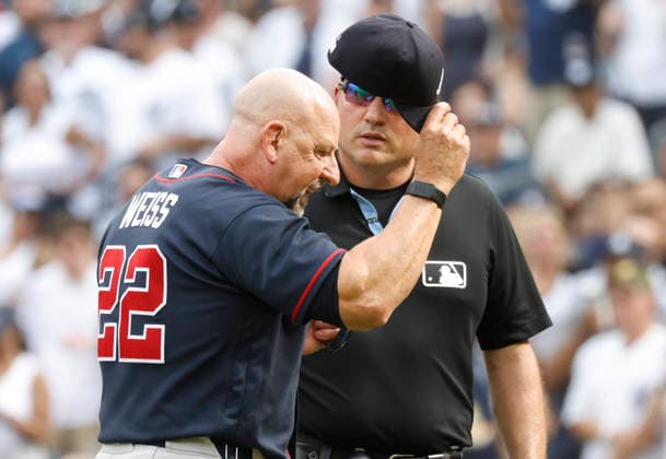 Atlanta Braves manager Walt Weiss argues with umpire Dan Bellino after New York Yankees Spencer Jones scores on a Chris Sale balk in the 5th inning at Yankee Stadium on Saturday, August 8, 2026 in New York City.  NYP20260808109 JOHNxANGELILLO