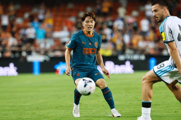 Ryunosuke Sato (Valencia), AUGUST 8, 2026 - Football Soccer : Spanish Pre season Trofeo Naranja match between Valencia CF - Newcastle United FC at the Estadio Mestalla in Valencia, Spain. Noxthirdxpartyxsales  aflo_340415852 MutsuxKawamorix
