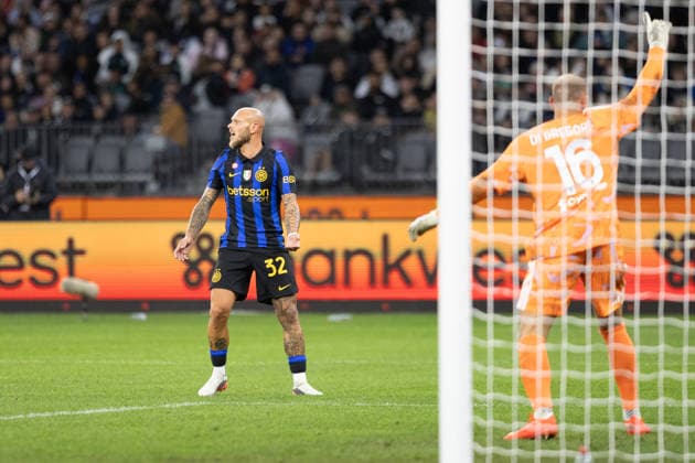 SOCCER JUVENTUS INTER, Inters Federico Dimarco 32 reacts during the soccer exhibition match between Juventus and Inter Milan at Optus Stadium in Perth, Saturday, August, 8, 2026. ( NO ARCHIVING PERTH WESTERN AUSTRALIA AUSTRALIA  Copyright: xINGOxBURKHARDTx 20260809173725104188