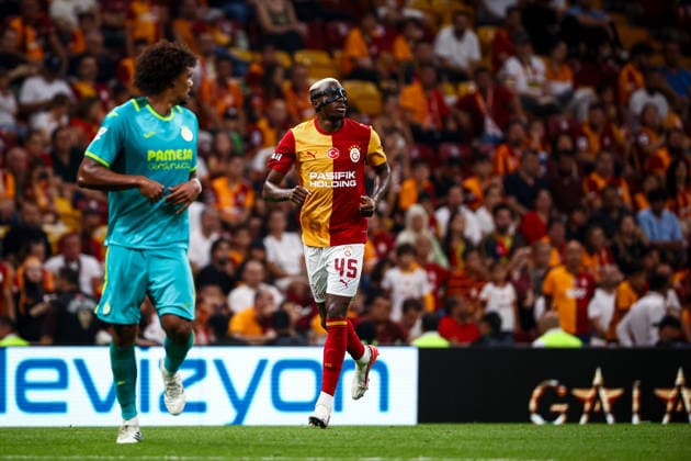 Galatasaray vs Villarreal CF friendly match Victor Osimhen of Galatasaray looks on during the match. Galatasaray and Villarreal CF faced each other during friendly match. The match took place Ali Sami Yen Rams Park Stadium on August 8th, 2026. Istanbul Istanbul Turkey Copyright: xBurakxBasturkx