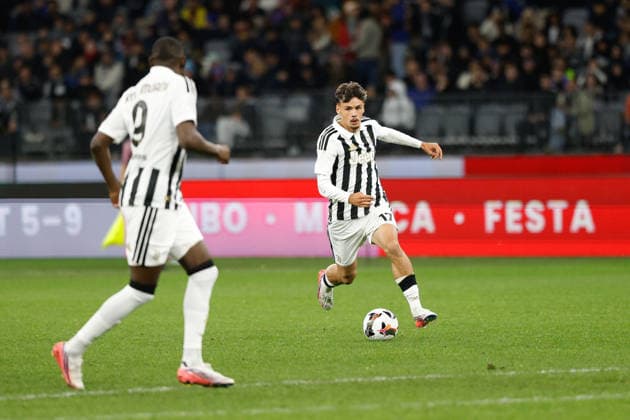 SOCCER JUVENTUS INTER, Juventus Kerim Alajbegovc 17 attacking during the soccer exhibition match between Juventus and Inter Milan at Optus Stadium in Perth, Saturday, August, 8, 2026. ( NO ARCHIVING PERTH WESTERN AUSTRALIA AUSTRALIA  Copyright: xINGOxBURKHARDTx 20260809171486712598